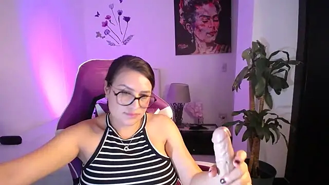 esmeraldaa230 – Live XXX-chat