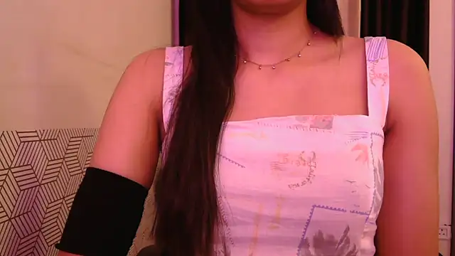 Tathiraa webcam show