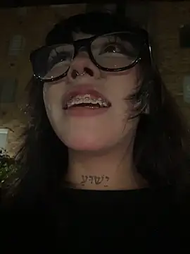 Pertunjukan Kamera Web Kitty_yukimura