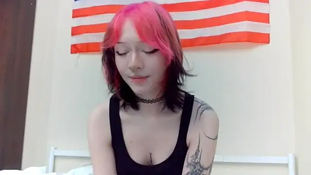 Shine_Luna Adlı Modelin Canlı XXX Sohbeti