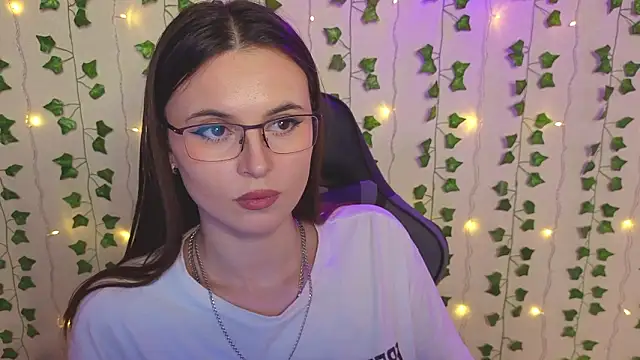 AliceIMonta Webcamshow