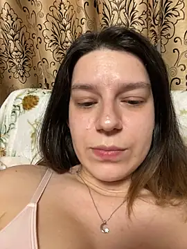 NadiraNoor 웹캠 쇼