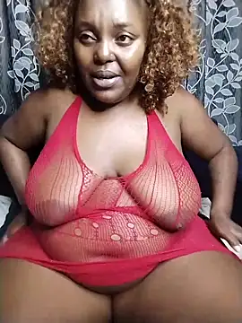 Show modela CHERRYYUMMY na web-kameri