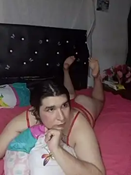 Živý XXX chat Kaissydoll