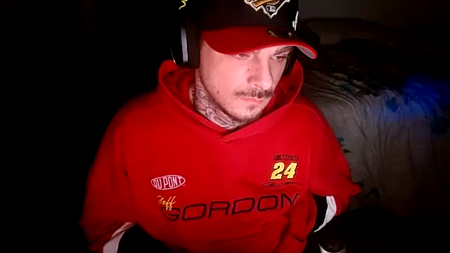 Show modela DADDY_KANE8--- na web-kameri