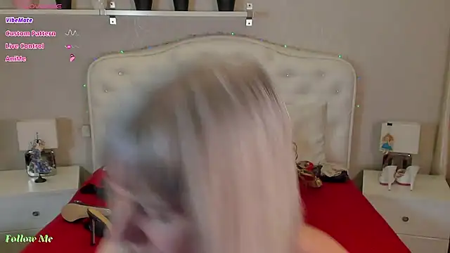 Chatroom XXX en direct de EvelinaX