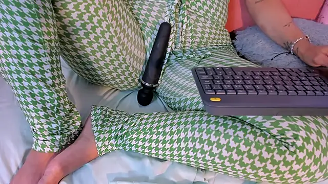 Онлайн чат XXX alanismorgan