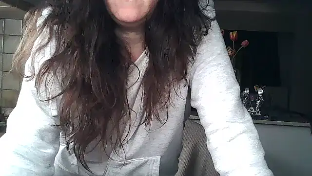 Show modela UllimOhi_ na web-kameri