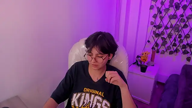 Nathaly_ds Chat XXX in diretta