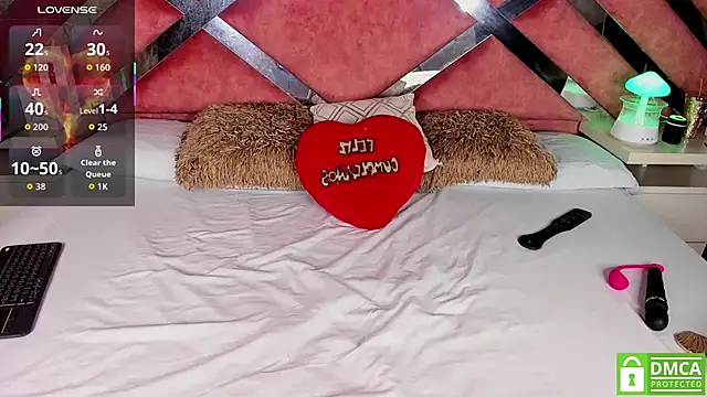 Lily_Queen30 Live XXX-Chat