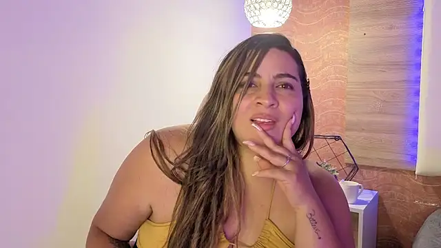 AgnesIvanova 现场XXX聊天