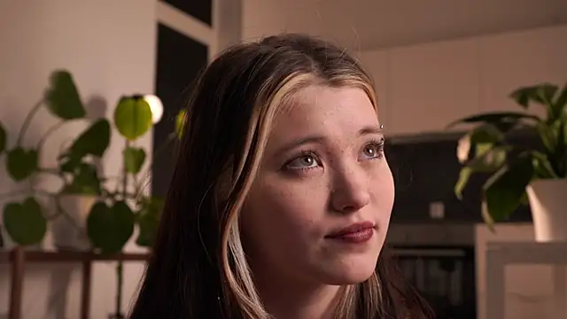 Chat XXX ao vivo de EleniRoeber