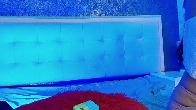 Cloeandtyfanny লাইভ XXX চ্যাট