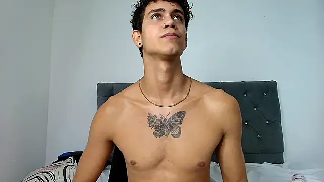 Maximiliano__Fire Live XXX-Chat