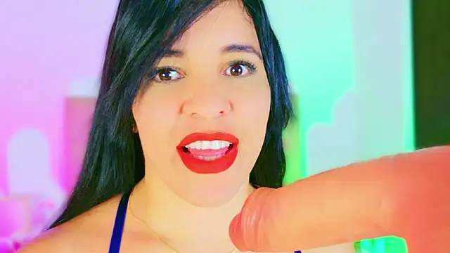 CharlootteEvans Chat XXX live