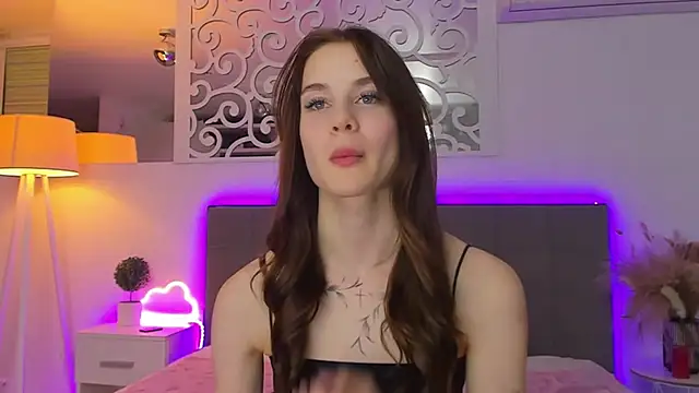 LuisaClover Obrolan Langsung XXX