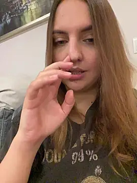 AliceDesmeen Live XXX chat