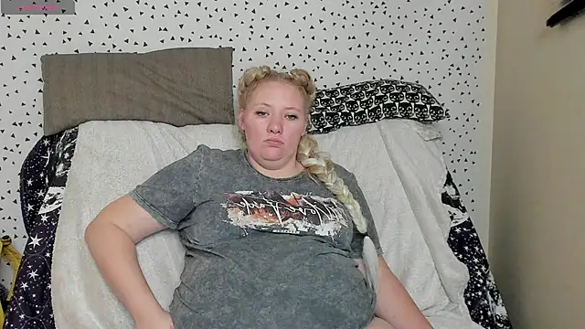 แชท XXX สดของ Puffybun