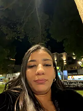 Carolina_1111 Chat XXX in diretta