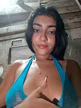 Chat XXX en directo de Sweed-virgin-pussy