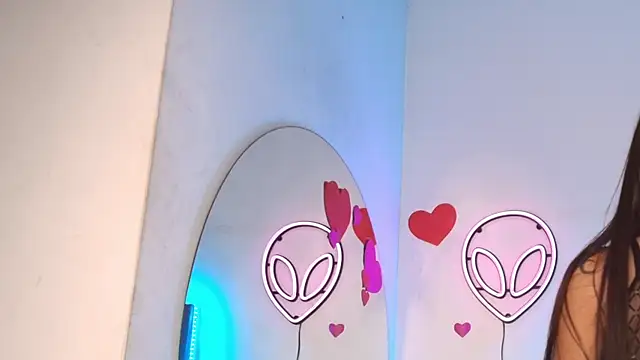 SensualNicki live XXX chat