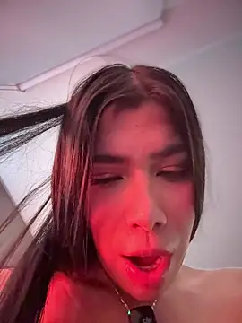 JanyLunaa Chat XXX in diretta