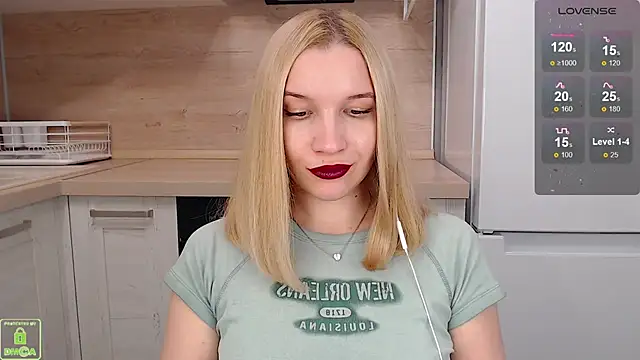 hottie_satan's Live XXX Chat