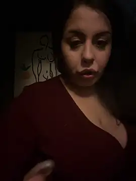 Chatroom XXX en direct de holyeroticss