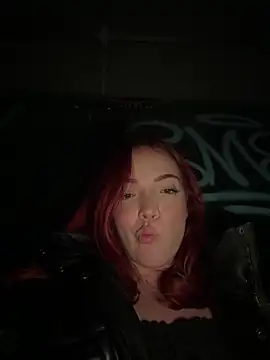 Daddyslut2_0 live XXX chat