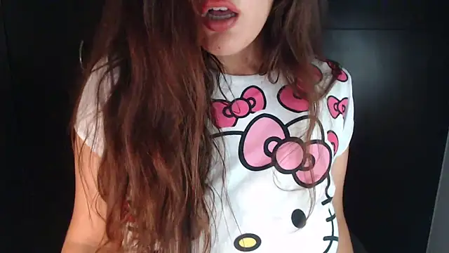 Chat XXX en directo de AdharaLujan