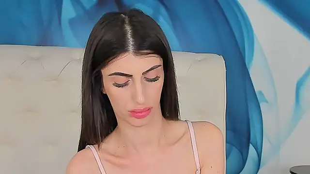 Chat XXX en directo de SkinnyDolly