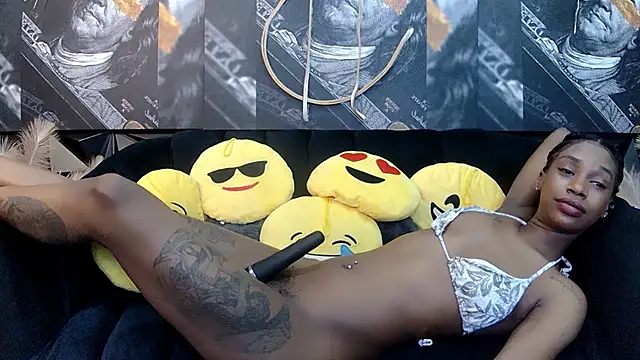 Lilmisbaddyxxx – Live XXX-chat