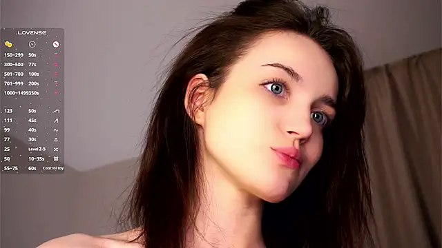 Chatroom XXX en direct de EffieHenri