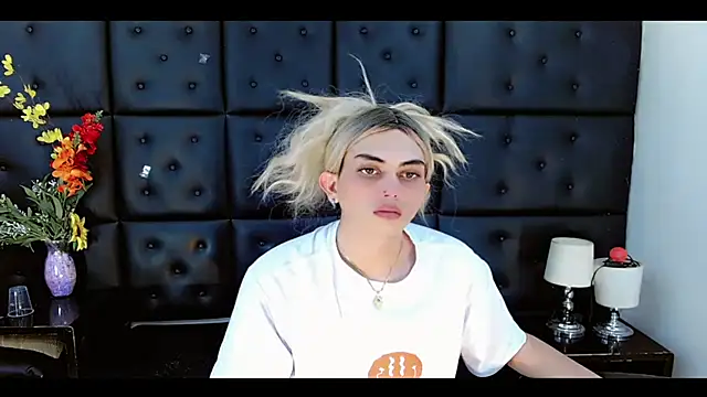 Daniela_Pink_ Chat XXX in diretta