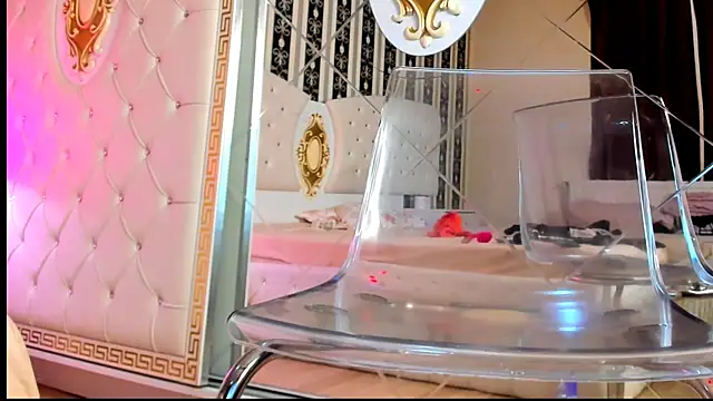 Chat +18 de Aidasina ao vivo