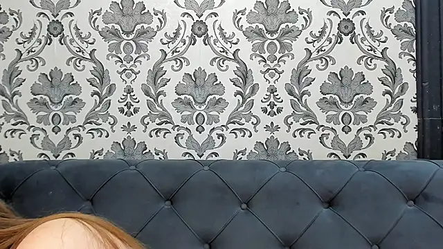 Chat XXX en directo de LissaBigTitts