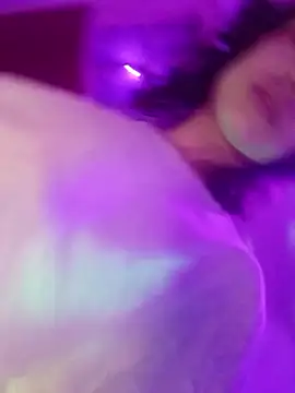 Neural_vampyr élő XXX-chatje