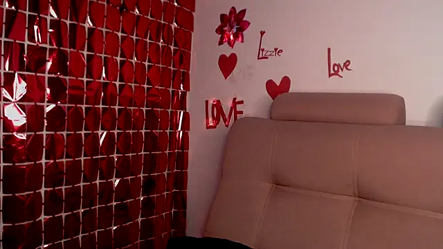 lizzie_c Chat XXX in diretta