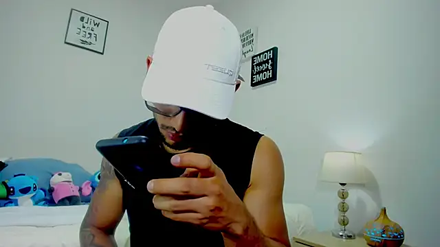 dvg2402's Live XXX Chat