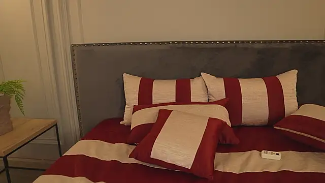 Alessia-miller_ élő XXX-chatje