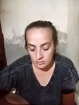 YeneFantasy2 – Naživo XXX chat