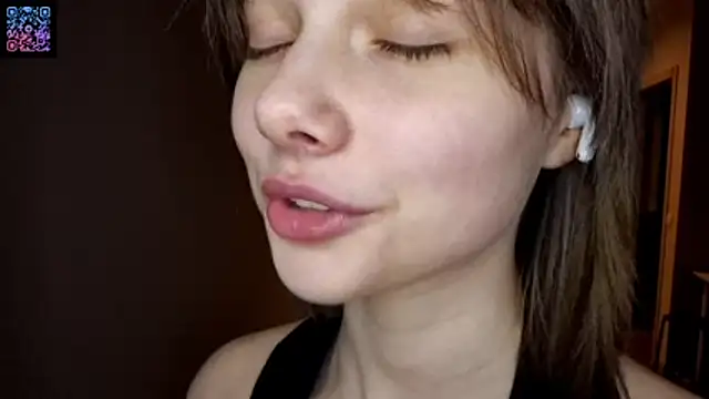 ExitedTrothのウェブカメラショー