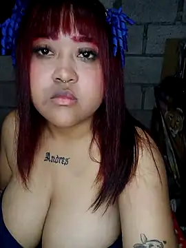 XXX chat uživo modela la_rojita