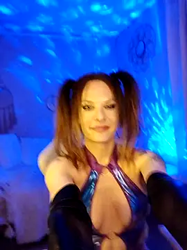 Luna_Kitanna Chat XXX live