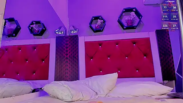 BritannyClaire's Webcam Show