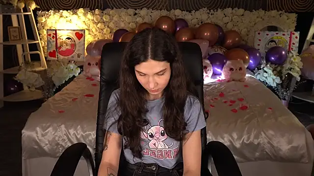 Chat XXX en directo de BabyFlowerr