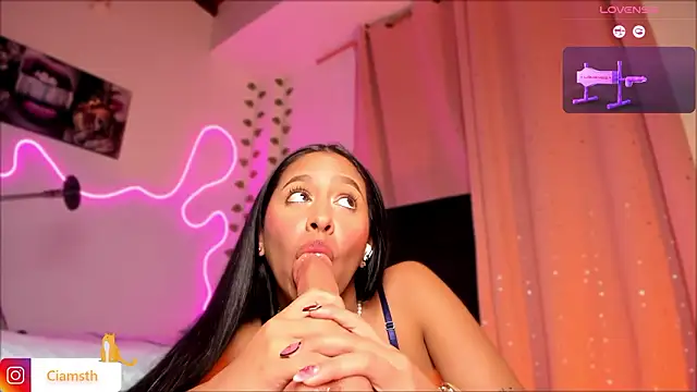 Chat +18 de Vickysth ao vivo