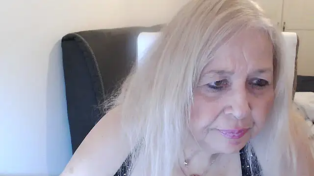 SusiLifeXXX live XXX chat