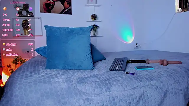 Chat +18 de Zury_Ramirez ao vivo