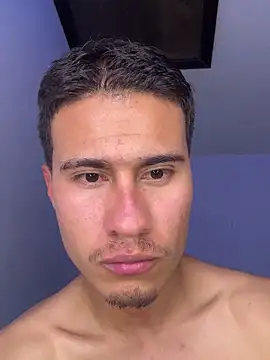 Latin_Paisa_Boy: вебкам-шоу